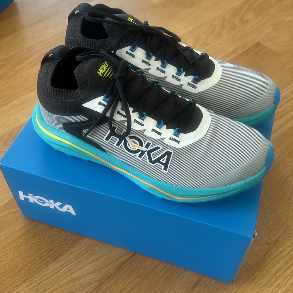 NWT. HOKA Women's Zinal 2 Trail Running Shoes. Sz 6